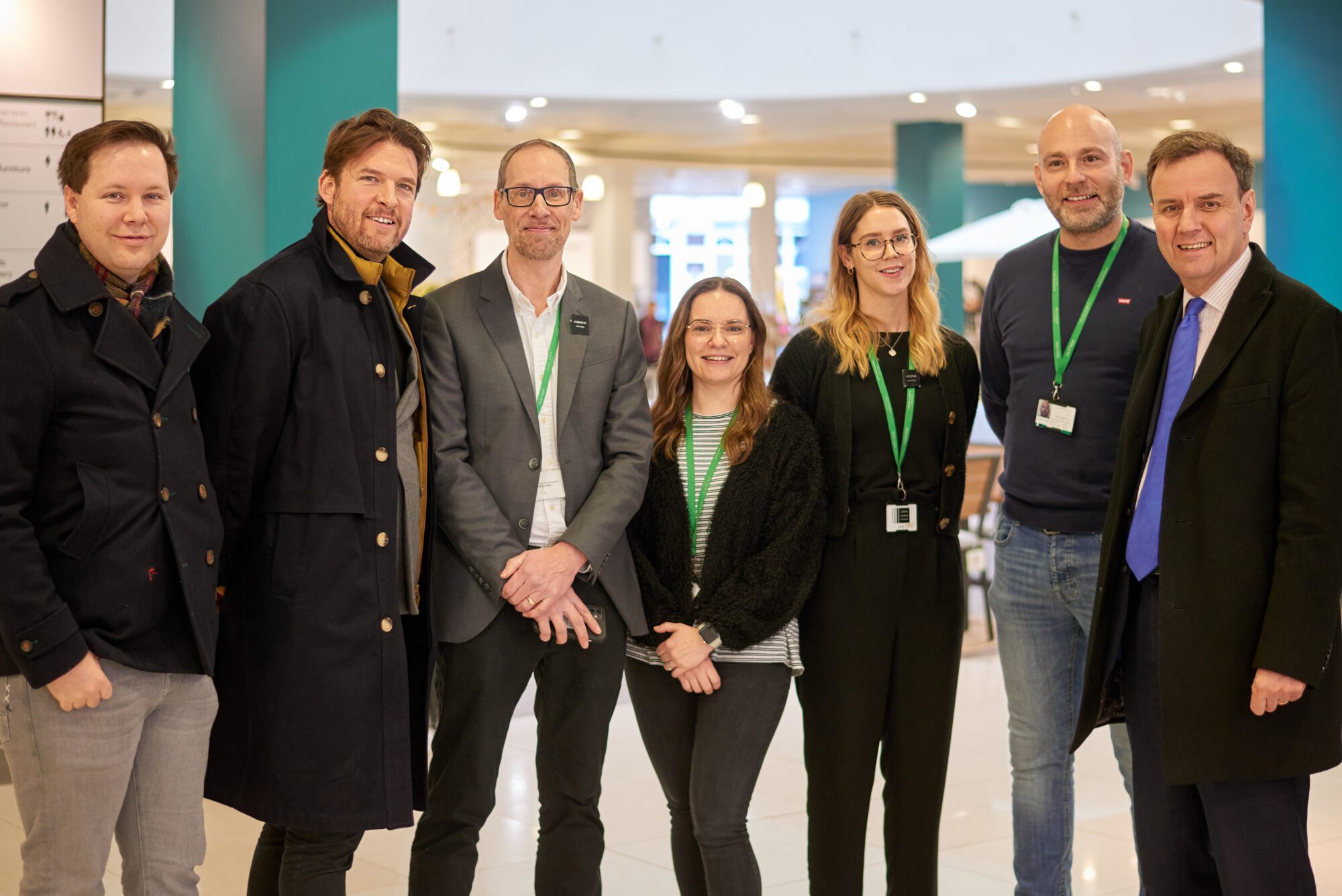 The Rt Hon Greg Hands MP visits the King's Road - King's Road Partnership